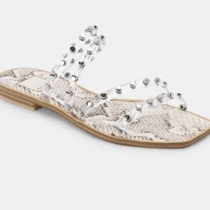 Women's Dolce Vita Izabel Studded Strappy Flat Sandals Crystal Sz 6.5 NIB